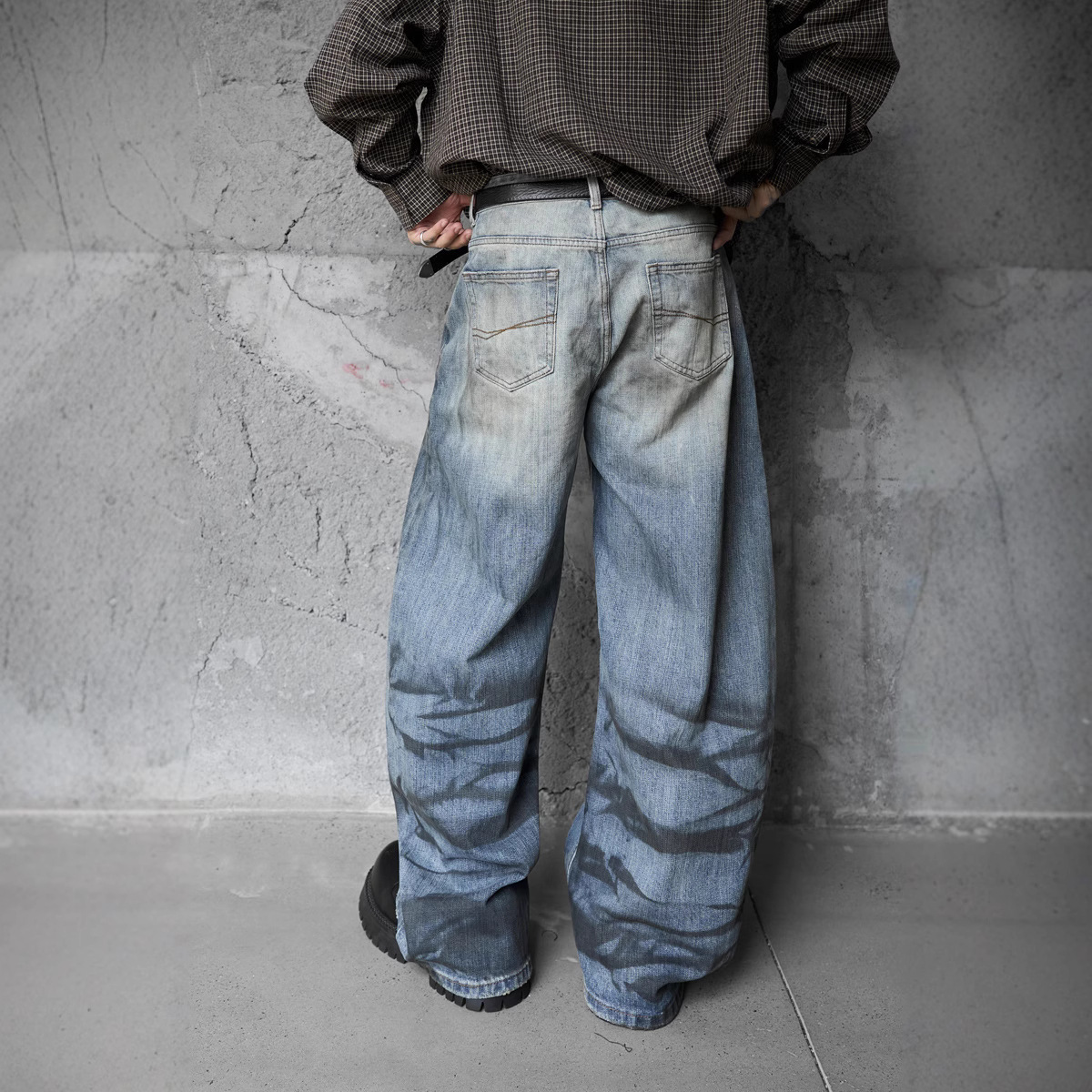 Street Style Vintage Distressed Washed Knife-Edge Denim Pants, Hip-Hop Casual Loose Ripped Straight Leg Jeans - Image 3