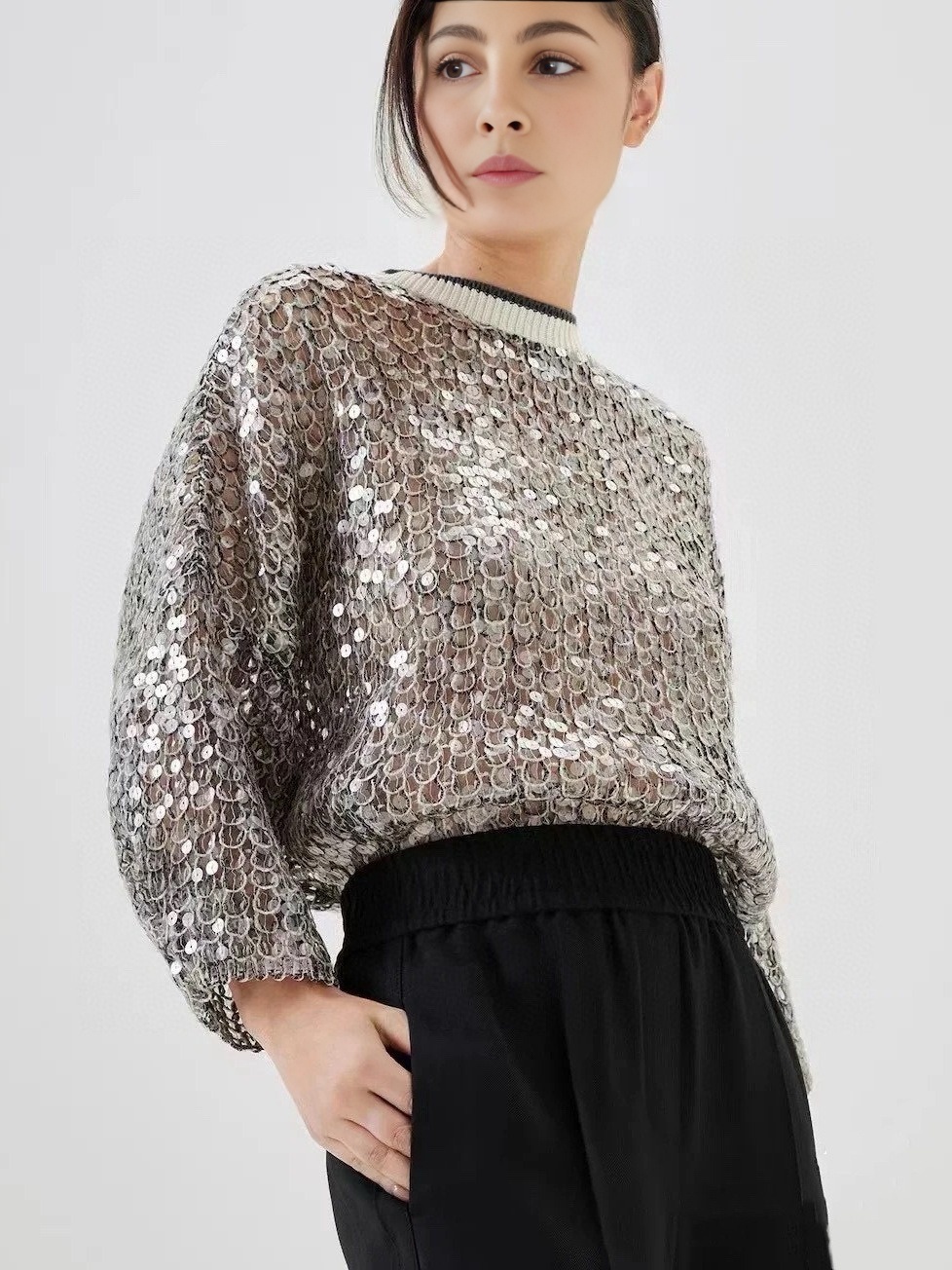 Spring Summer Heavy Fish Scale Sequins Hollow Round Neck Long Sleeve Women's t-shirt Simple Casual top for women