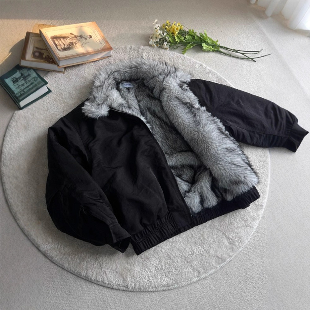 Wolf King Fur-Collar Mountain Hawk Winter Thickened Short Coat for Men, High-End Three-Proof Jacket - Image 6