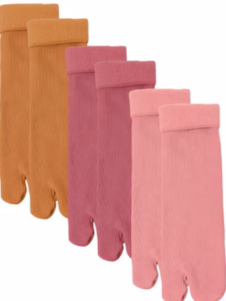 Women Mid-Calf Length Socks