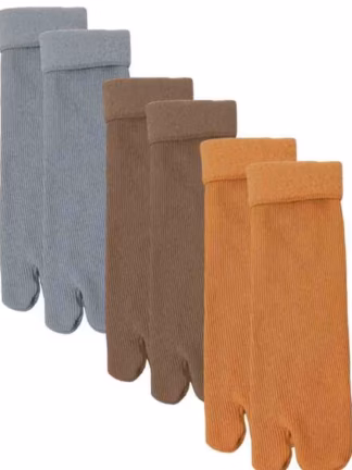 Women Mid-Calf Length Socks