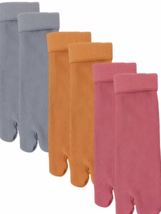 Women Mid-Calf Length Socks